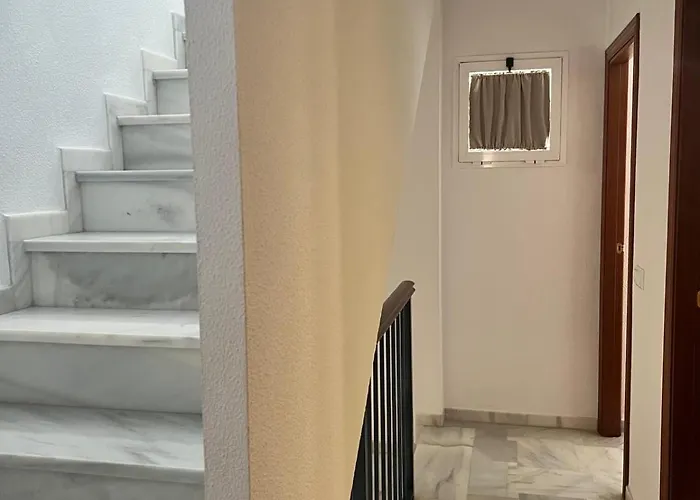 Casa En El Centro De Conil Familias Holiday home *