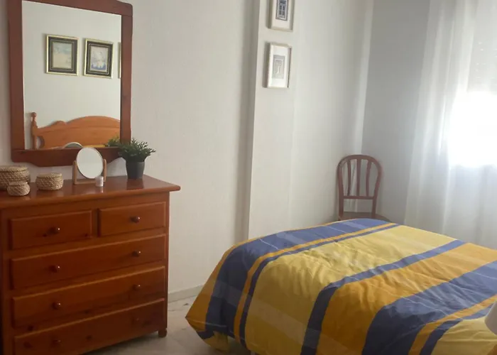 Holiday home Casa En El Centro De Conil Familias *